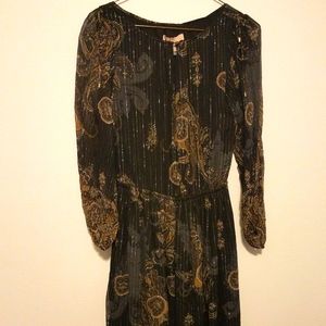 Long sleeved midi sparkle dress